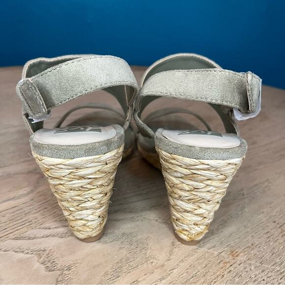 New! DV by Dolce Vita Praiya Faux Suede Espadrille Wedge Sandals Olive Women’s 7 - Picture 3 of 11